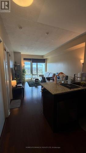 2110 - 360 SQUARE ONE DRIVE , Mississauga, Ontario L5B 0G7 3