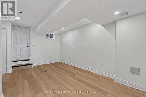 LOWER - 371 HOWLAND AVENUE , Toronto, Ontario M5R 3C1 3