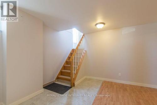 B - 892 BASELINE ROAD , Ottawa, Ontario K2C 0A4 3