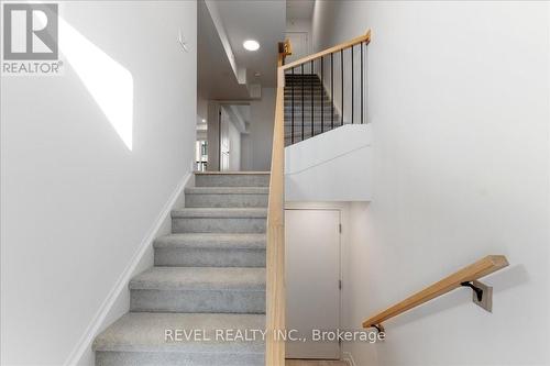 7 - 200 RAILWAY ENGINE HOUSE WAY , Whitby, Ontario L1N 0P7 5