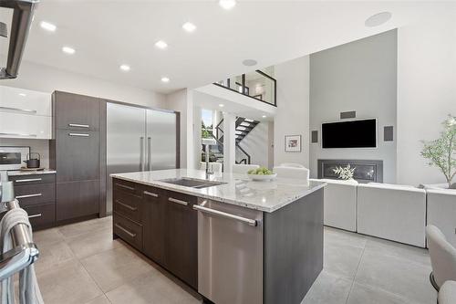 916 Somerset Avenue, Winnipeg, MB 