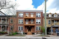 225 ST. PATRICK STREET  Ottawa, ON K1N 5K2