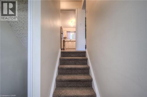 206 GREEN VALLEY Drive Unit# 7 , Kitchener, Ontario N2P 1G9 3