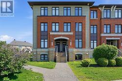121 - 2333 ESPRIT DRIVE  Ottawa, ON K4A 0T4