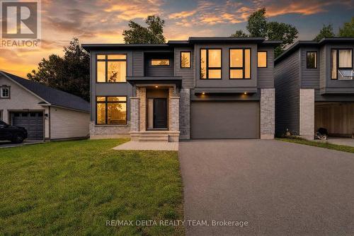 45 ST CLAIRE AVENUE , Ottawa, Ontario K2G 2A1 2
