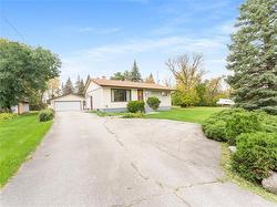 76092 Two Mile RD  East Selkirk, MB R0E 0M0