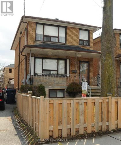 UPPER FLOOR - 49 ALGOMA STREET , Toronto, Ontario M8Y 1C4 2