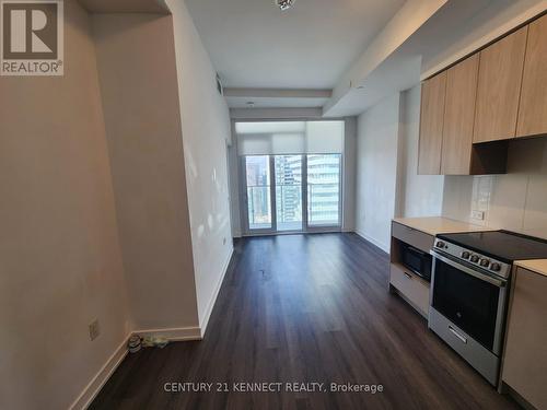 3713 - 3883 QUARTZ ROAD , Mississauga, Ontario L5B 0M4 2