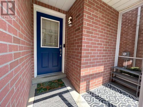 51 HOOD CRESCENT , Brampton, Ontario L6Y 4S7 3