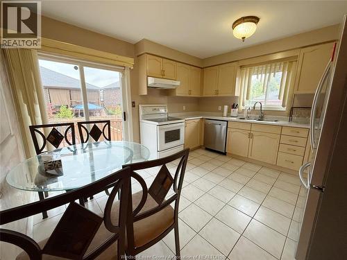 546 COMPTON COURT , Windsor, Ontario N9H 4P7 5