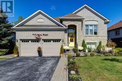 9 CRANBERRY HEIGHTS  Wasaga Beach, ON L9Z 1M9
