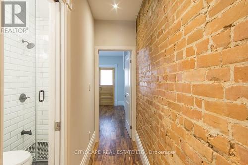 MAIN - 936 DUNDAS STREET E , Toronto, Ontario M4M 1R3 5