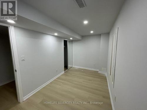 2 - 29 DUNSTABLE DRIVE , Whitby, Ontario L1M 2L8 3