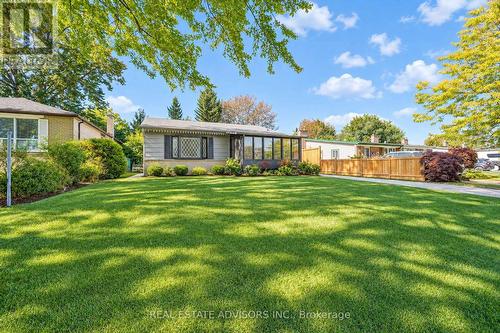 712 ANNLAND STREET  Pickering, ON L1W 1B4