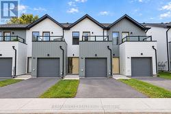94 SUNSHINE LANE Orillia, ON L3V 7L8