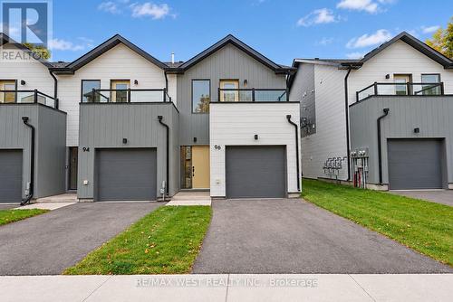 96 SUNSHINE LANE  Orillia, ON L3V 7L8