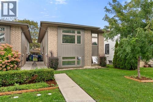 766 Irvine AVENUE , Windsor, Ontario N8X 2T2 2