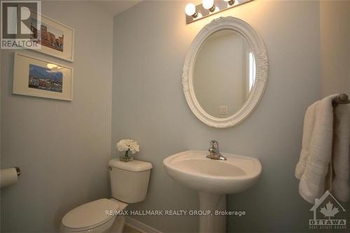 553 ASHBOURNE CRESCENT , Ottawa, Ontario K2J 0P6 3