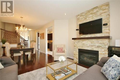 553 ASHBOURNE CRESCENT , Ottawa, Ontario K2J 0P6 4