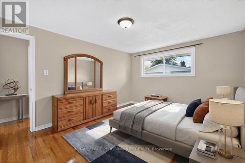 2258 Russell Road, Ottawa, ON 