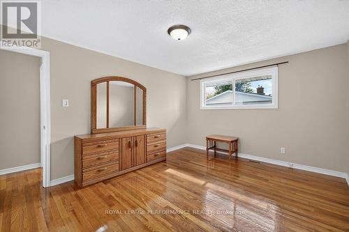 2258 Russell Road, Ottawa, ON 