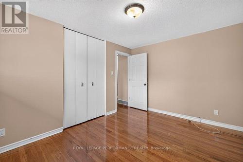 2258 Russell Road, Ottawa, ON 
