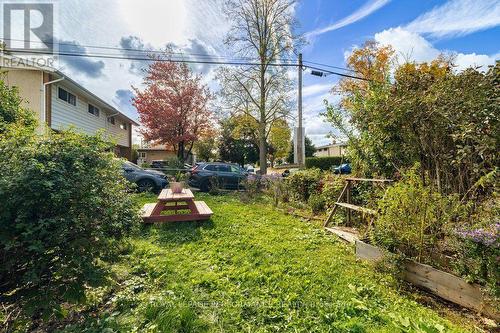 2258 Russell Road, Ottawa, ON 