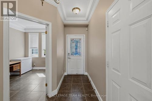 25 OLDFIELD STREET , Ottawa, Ontario K2G 6S8 4