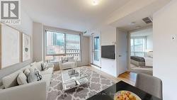 812 - 100 HAYDEN STREET Toronto, ON M4Y 3C7