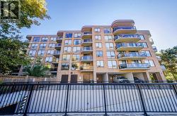 301 - 96 FIFESHIRE ROAD Toronto, ON M2L 2X9