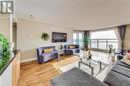 2911 - 99 HARBOUR SQUARE , Toronto, Ontario M5J 2H2 3