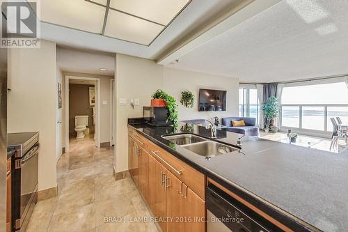 2911 - 99 HARBOUR SQUARE , Toronto, Ontario M5J 2H2 4