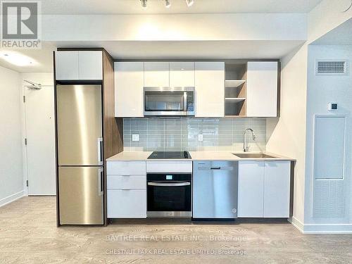 722 - 543 RICHMOND STREET W , Toronto, Ontario M5V 0W9 4