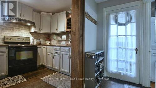 265 10TH STREET , Hanover, Ontario N4N 1P1 3
