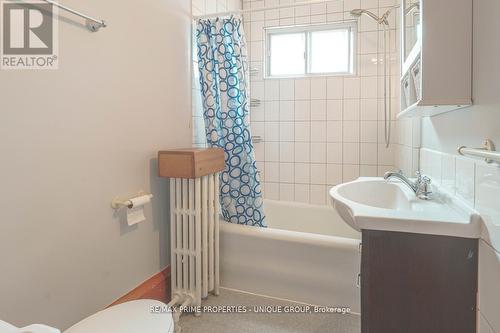 MAIN - 1 BONFIELD AVENUE , Toronto, Ontario M4E 1B9 5