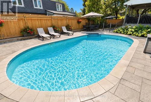 360 Isabella Avenue, Mississauga, ON 
