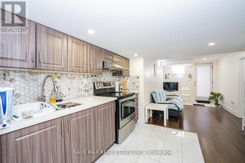 20 DESERT GARDEN DRIVE , Brampton, Ontario L7A 4V4 2