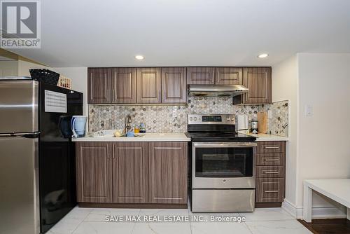 20 DESERT GARDEN DRIVE , Brampton, Ontario L7A 4V4 5
