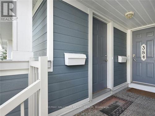 386 CROWNRIDGE DRIVE , Ottawa, Ontario K2M 3A4 2