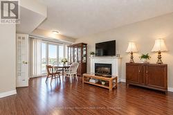 409 - 60 OLD MILL ROAD  Oakville (Oo Old Oakville), ON L6J 7V9