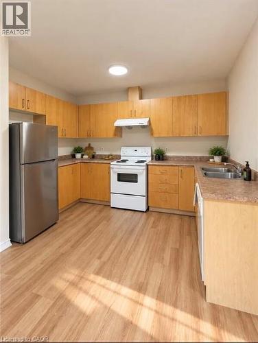 343 DALHOUSIE Street , Brantford, Ontario N3S 3V9 2
