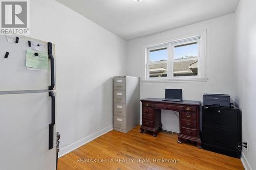 3rd bedroom currently being used as a office - 2162 Rushton Road, Ottawa, ON 