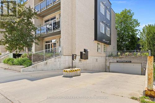 311 - 682 CHURCHILL AVENUE N , Ottawa, Ontario K1Z 5G5 3