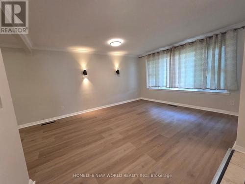544 MARY STREET E , Whitby, Ontario L1N 2R3 4