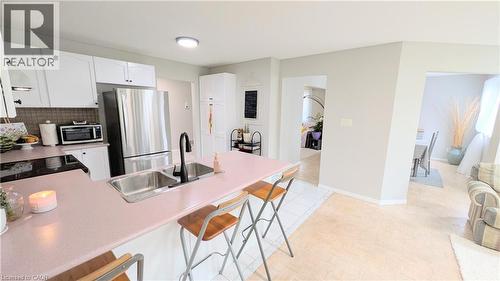 68 Benjamin Drive, Hamilton, ON 