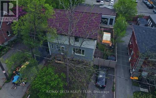 Large 60 x 111 lot with immense building in rear. - 538 Mutual Street, Ottawa, ON 