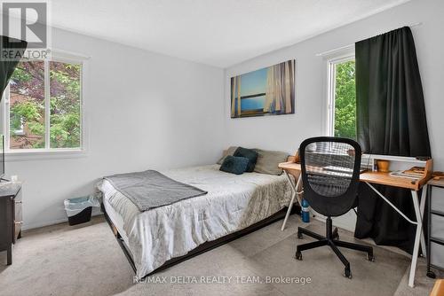 Currently earning income - 538 Mutual Street, Ottawa, ON 