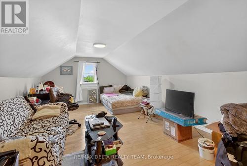 3rd level in home is earning income - 538 Mutual Street, Ottawa, ON 