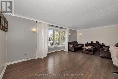 2350 Georgina Drive, Ottawa, ON 