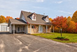 661 Rue Matawin Saint-Michel-Des-Saints, QC J0K 3B0